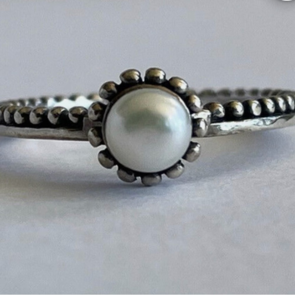 Silpada Ring Pearl Size 7 925 Sterling Silver Stackable R2746 Retired